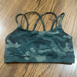 Gap camo medium impact sports bra